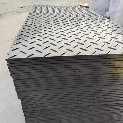 Ekskavatörler için Özelleştirilmiş HDPE Plastik Petrol Sahası Kamyon Parça Yol Yolları Mat