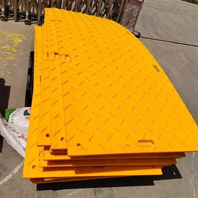 4X8 Feet Taşınabilir Aşınmaya Dayanıklı Plastik Levha HDPE Geçici Erişim Yol Paspasları