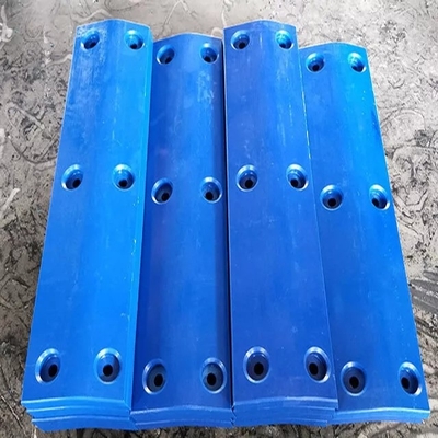 Kavisli Mühendislik Plastik Rıhtım Çamurluk Yüz Pedleri UHMWPE Deniz Rıhtım Tamponları