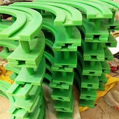 UHMWPE Polietilen Aşınma Şeridi Yeşil Plastik Konveyör Kılavuz Rayları Ürünü